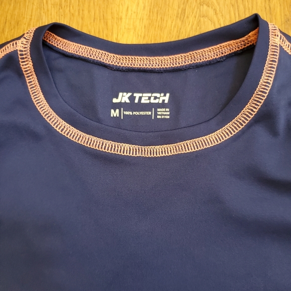 Shirt - Picture 3 of 3